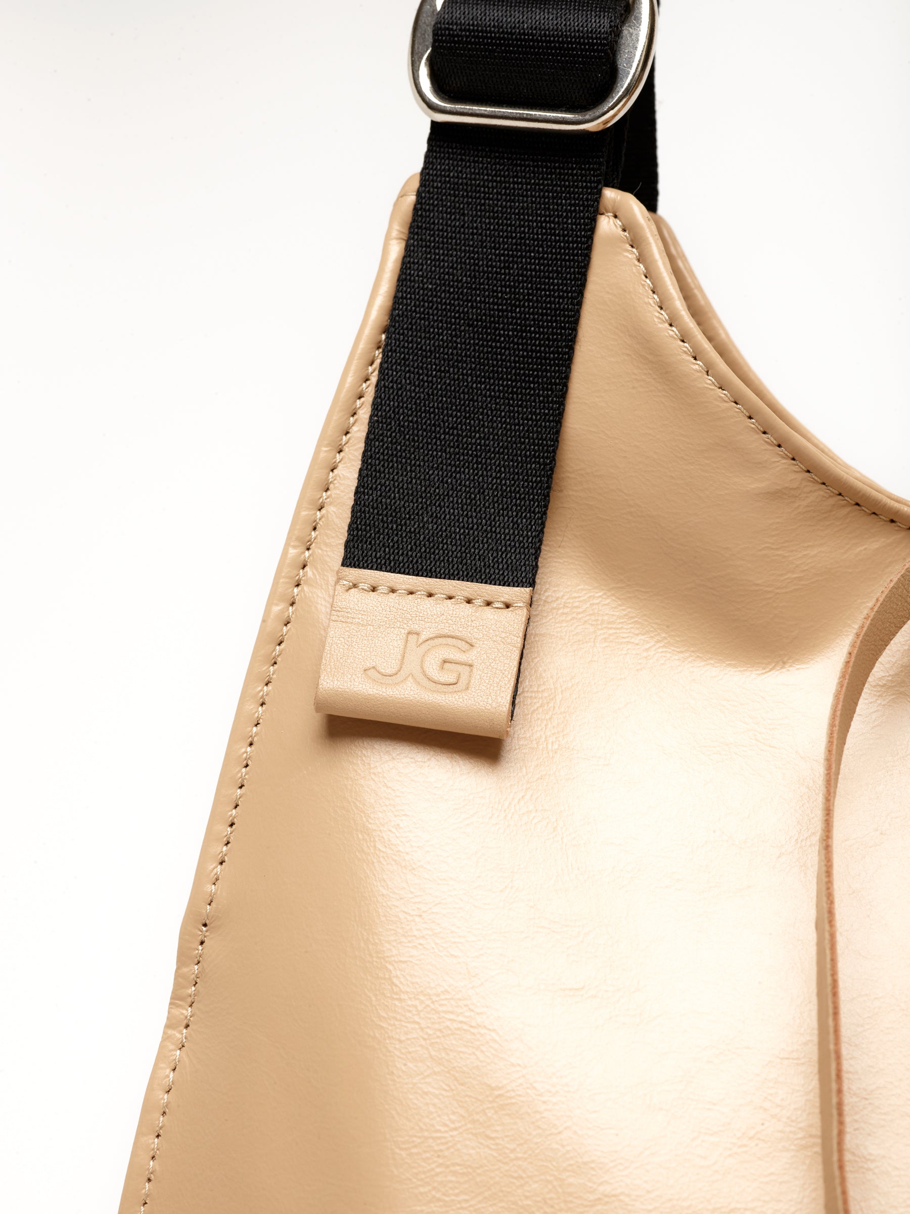 LeSac Leather Tote - Latte