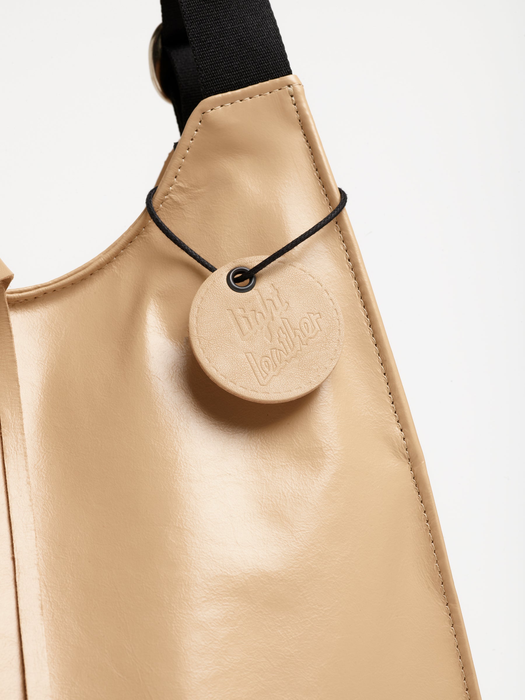 LeSac Leather Tote - Latte