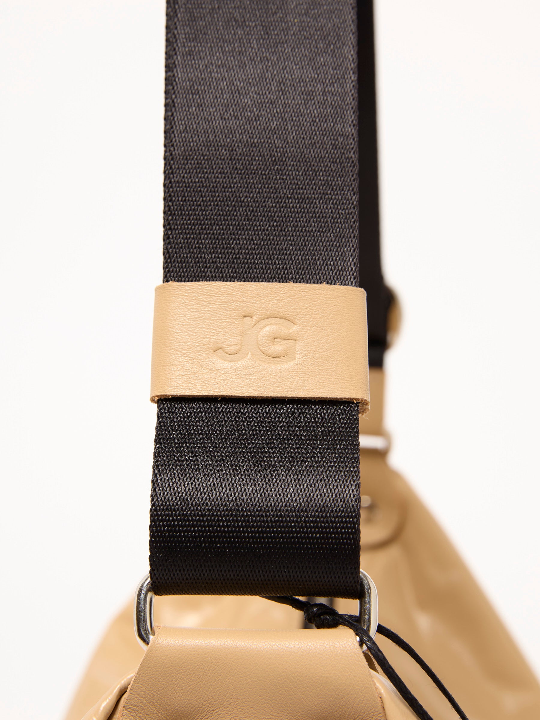 Liris Leather Crossbody bag - Latte