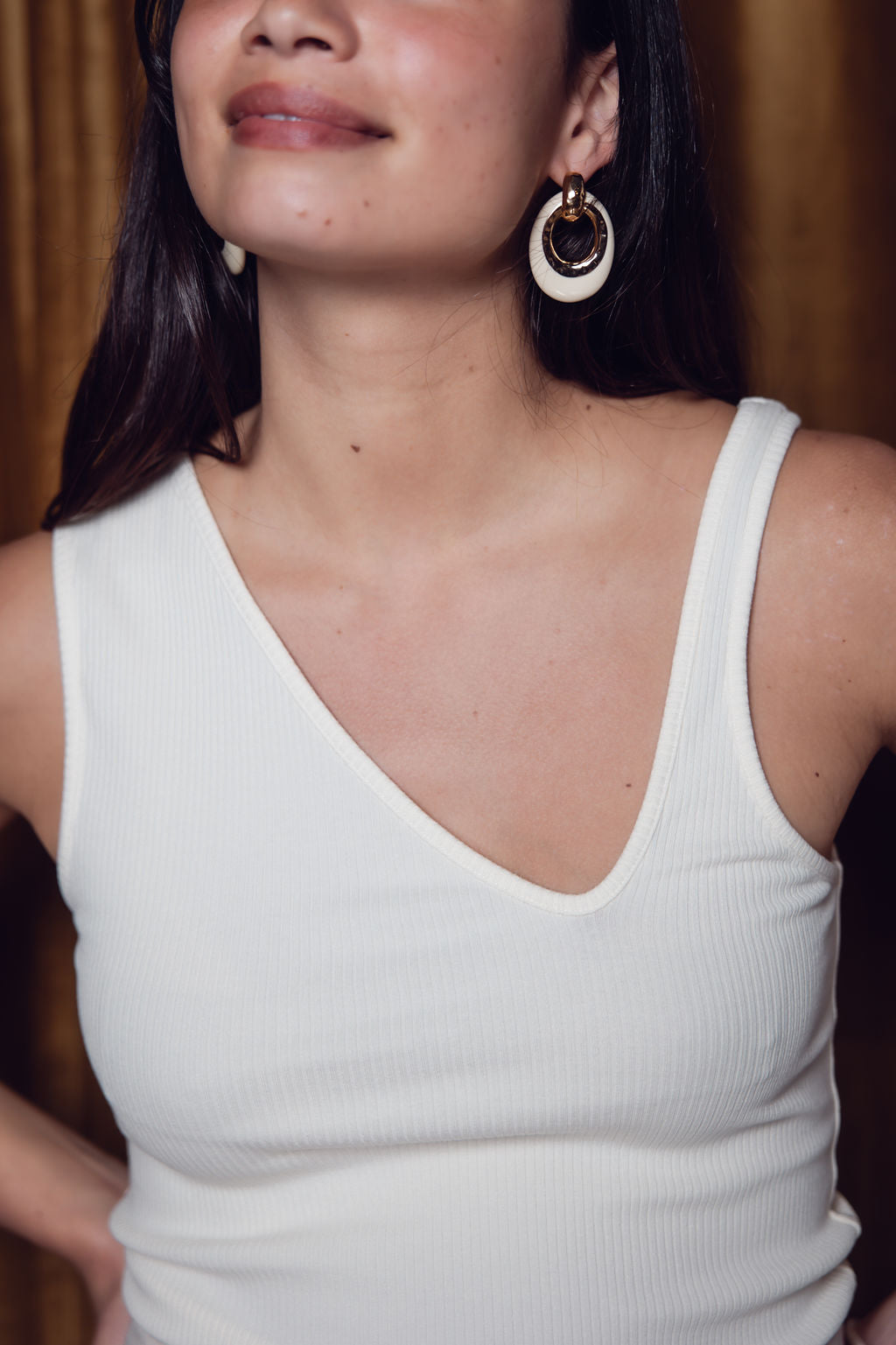 Selva Earrings PM – White